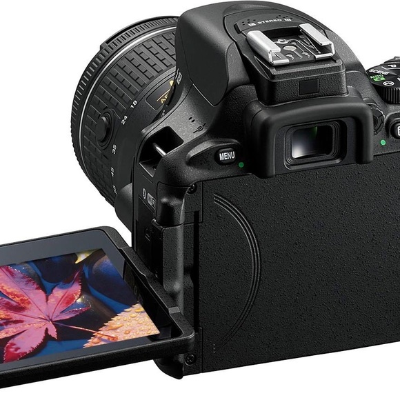 Nikon DSLR D5600 Camera with 18-55mm Lens , Camera Bag, Strap, Battery, Charger - Picture 3 of 10